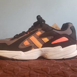 Adidas, Yung-96 Chasm, Size 10, Black and orange